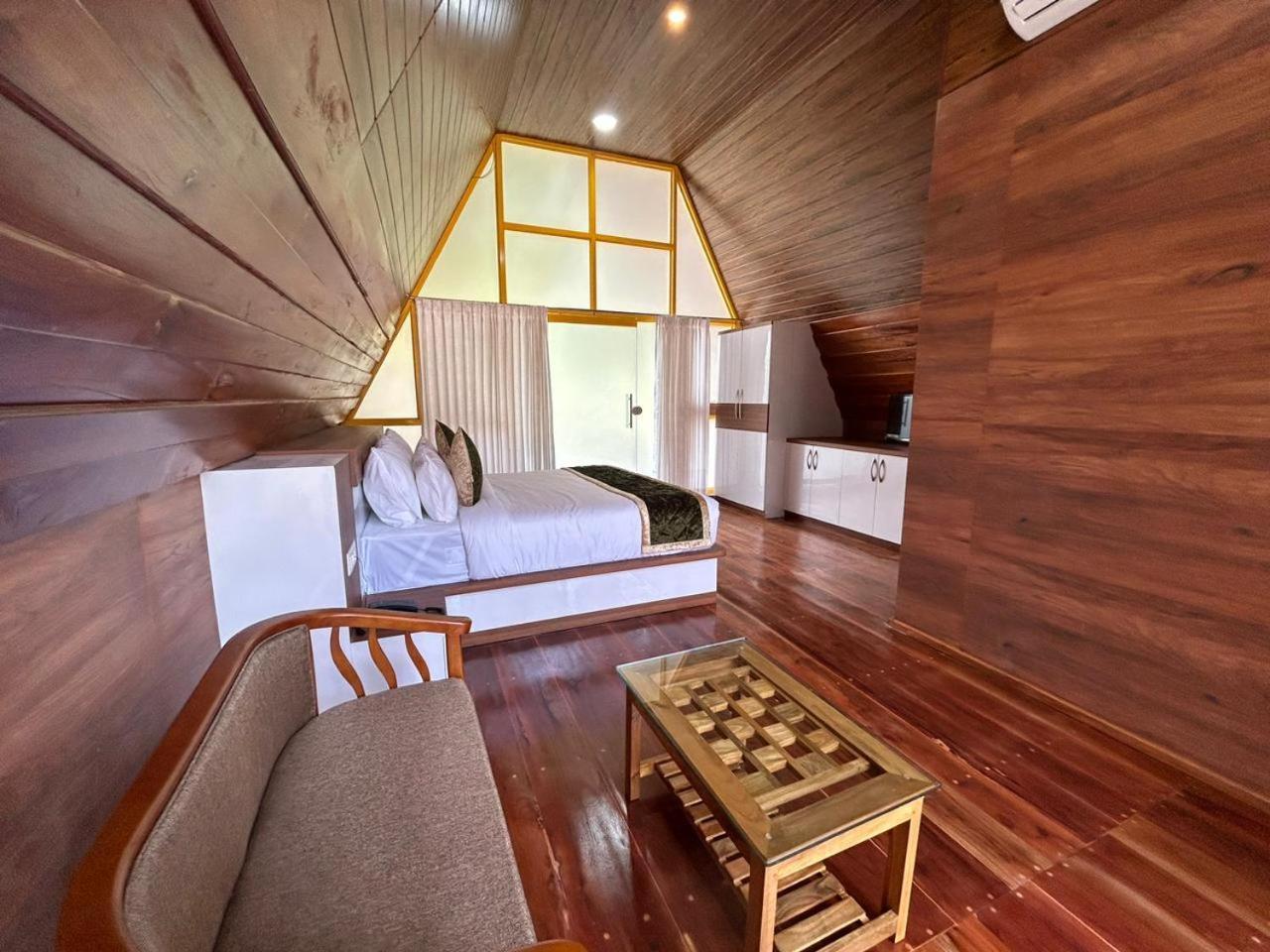 Suvarna Eco Village Madikeri Eksteriør bilde