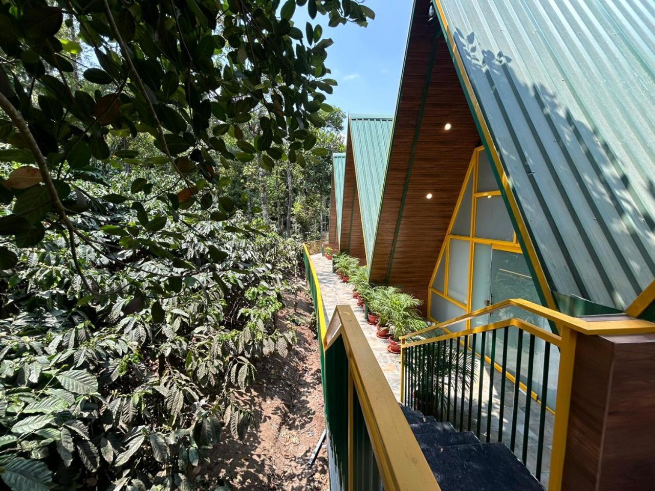 Suvarna Eco Village Madikeri Eksteriør bilde